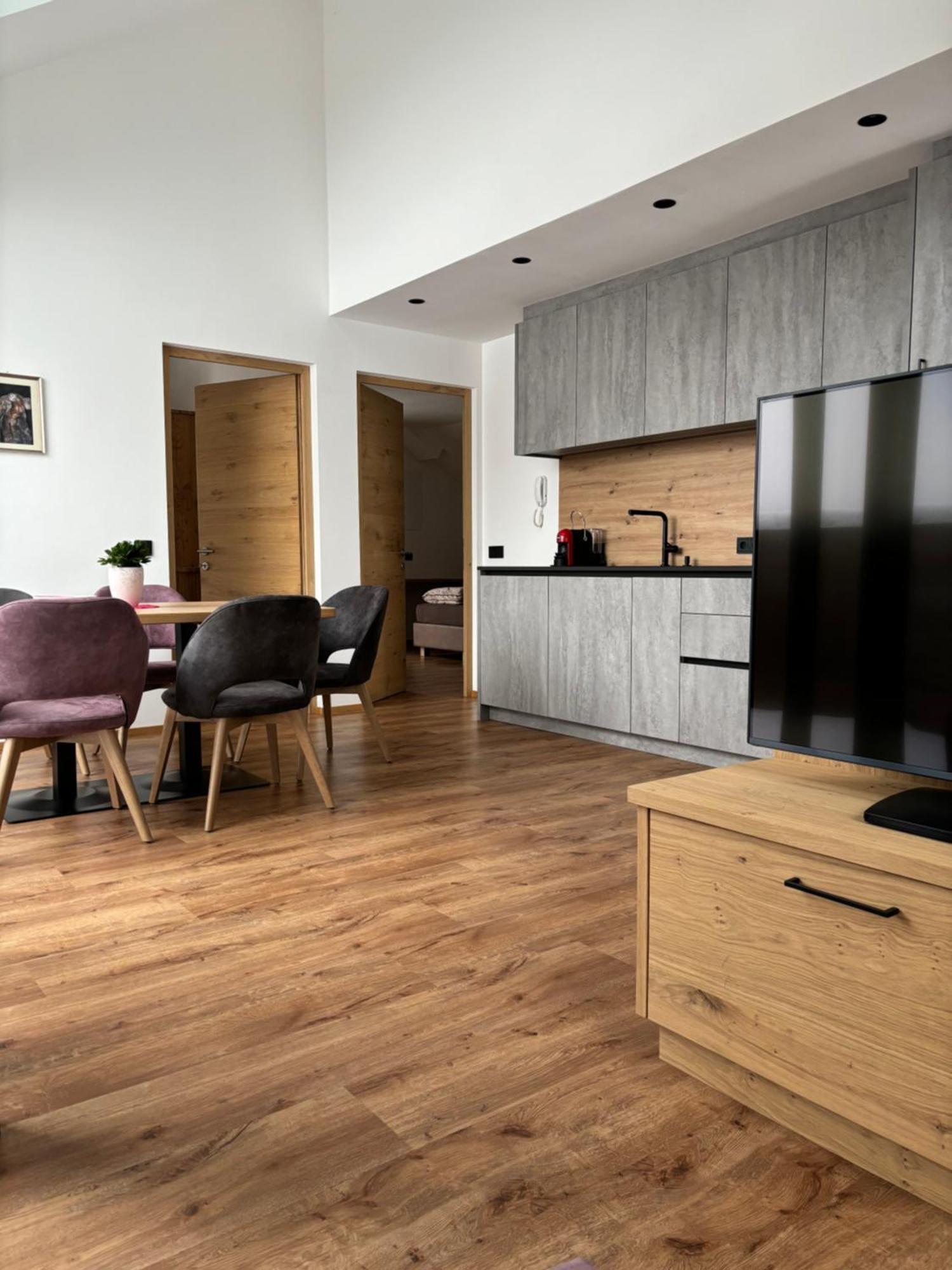 אורטיסיי Appartements Pedescin מראה חיצוני תמונה